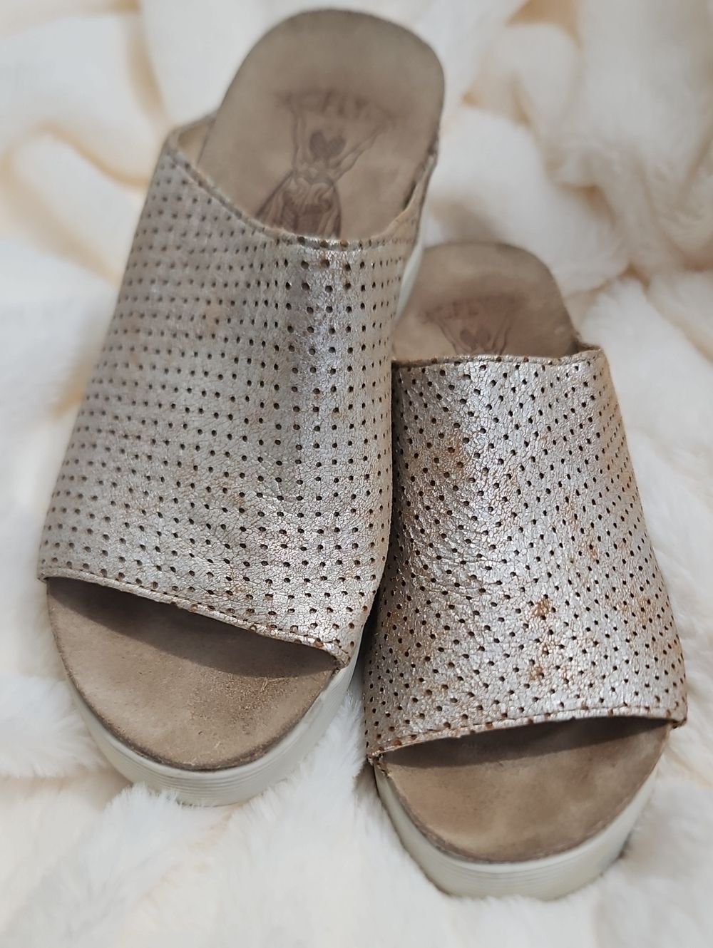 Fly London Perforated Leather Platform Slide Sandals – EU 37